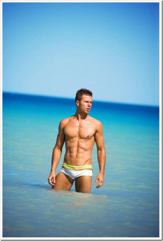 stripped-speedo-ocean