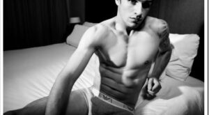 Come to Bed – Emporio Armani