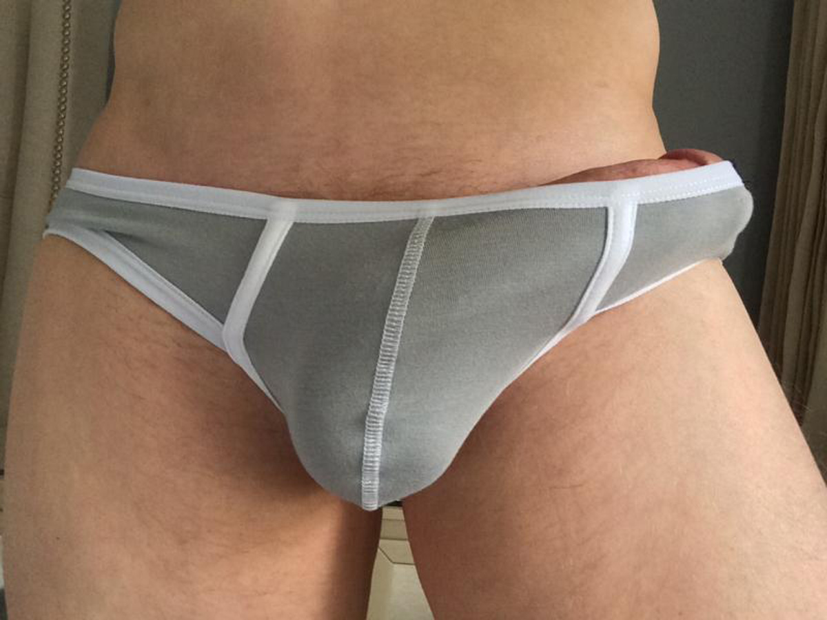 Belofte anders verjaardag Boner Busting Out - Boybriefs.com