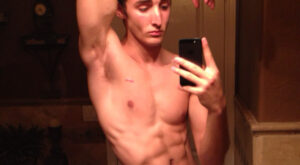 Armpit Selfie in Hollister Boxer Briefs