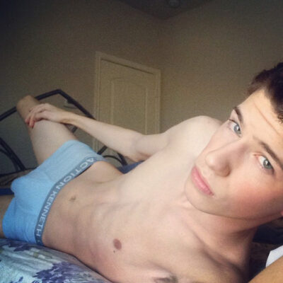 Twink Bulge Selfie