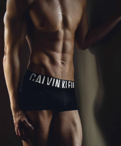 Wide Band Square Cut Calvins