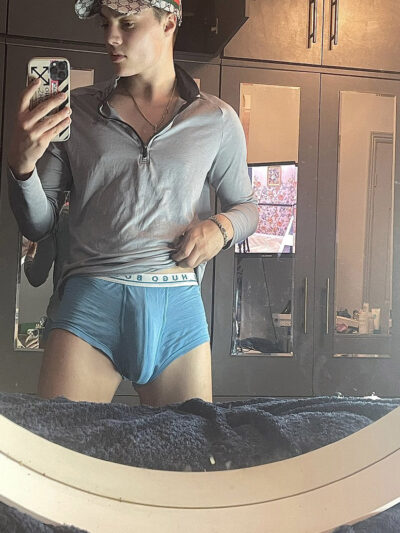 Bulging in Hugo Boss Boxer Briefs