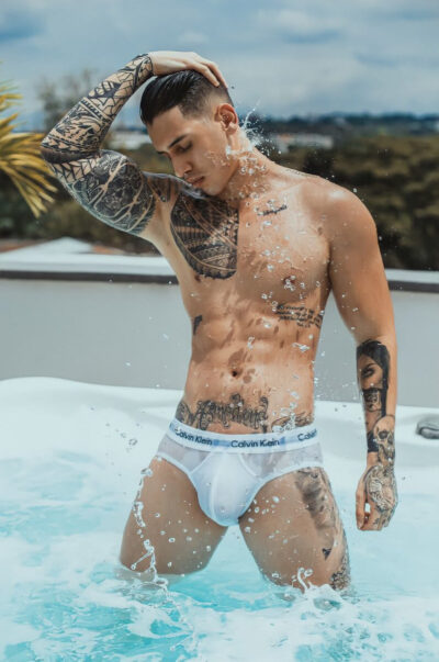 Getting Wet in CK Briefs