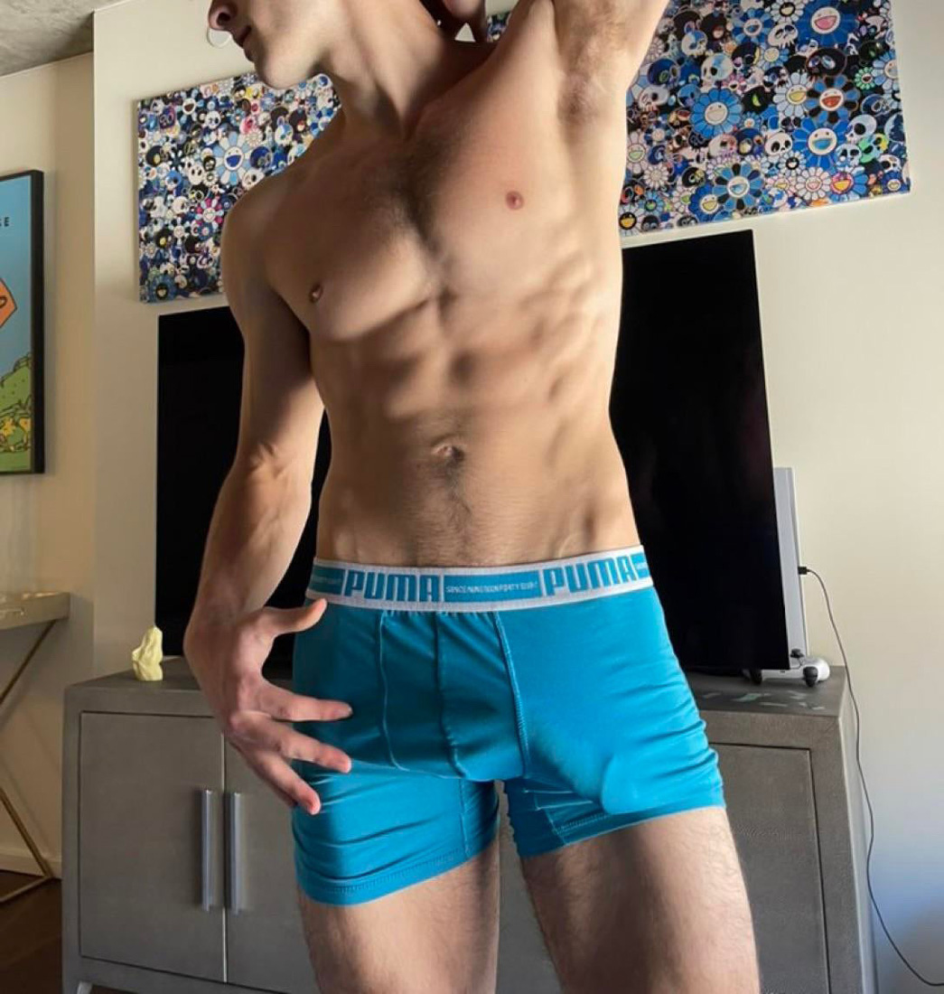 amateur pictures guys in underwear